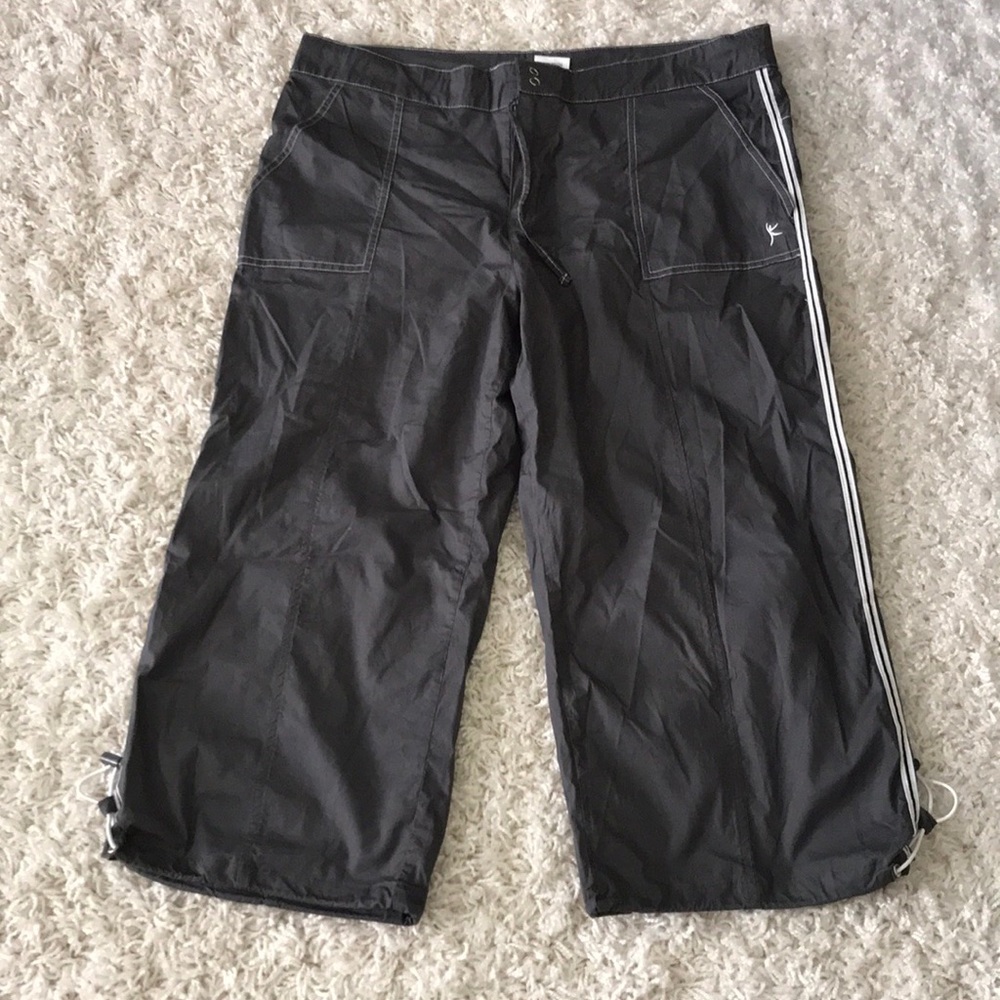 Danskin now crop pants..